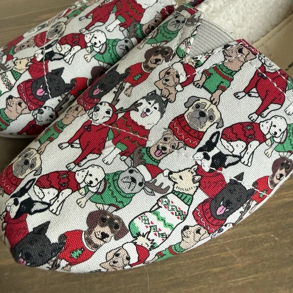 Toms Womens 7.5 Belmont Glacier Holiday Sweater Dogs Slip Ons Flats Fleece Lined